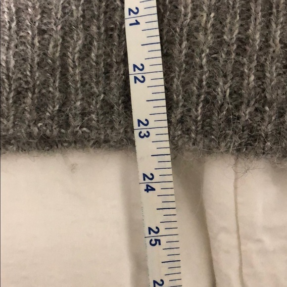 H&M Oversized Knit Sweater Small - Picture 5 of 5